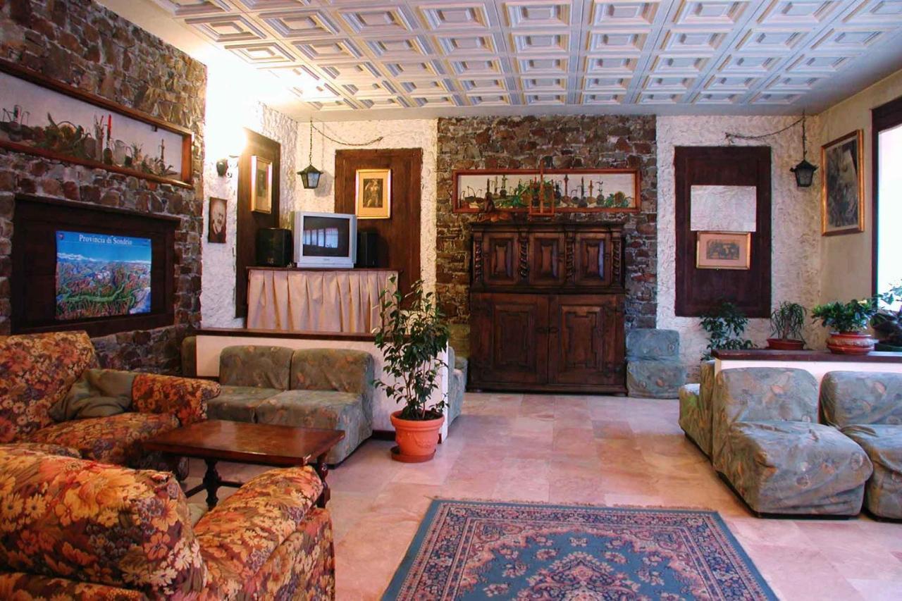 Hotel Torena Aprica Buitenkant foto