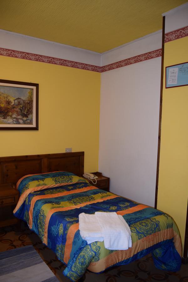 Hotel Torena Aprica Buitenkant foto